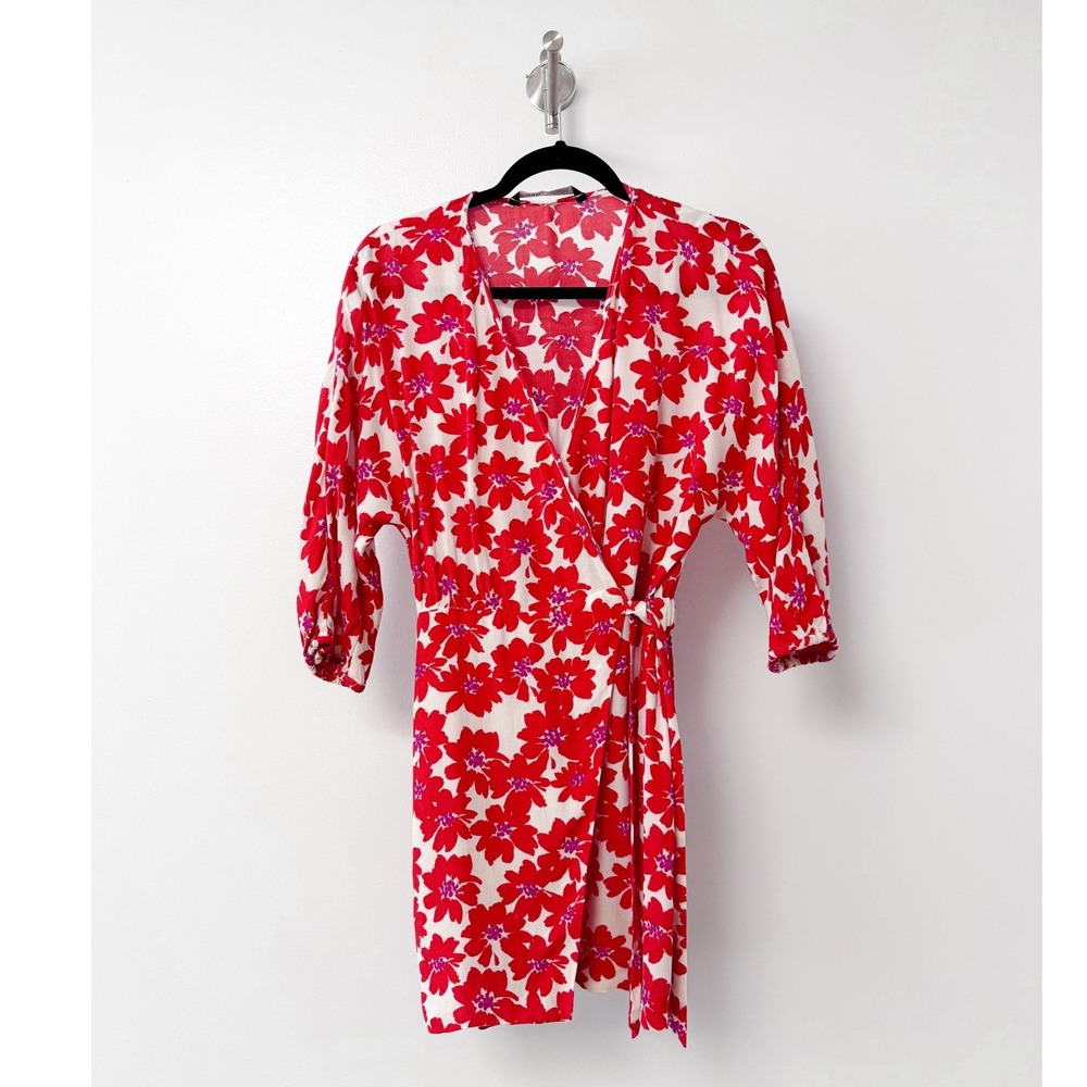 Zara Red Floral Wrap Mini Dress‎ V-Neck 3/4 Sleeve Elastic Waist Small